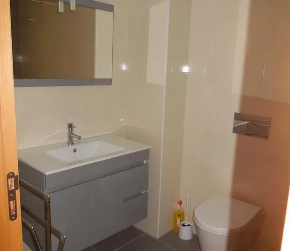 Carmona G * 상 마르티뇨 두 포르투